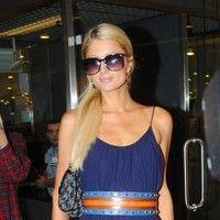 Paris Hilton arrives at Ataturk airport in Istanbul | Picture 83975